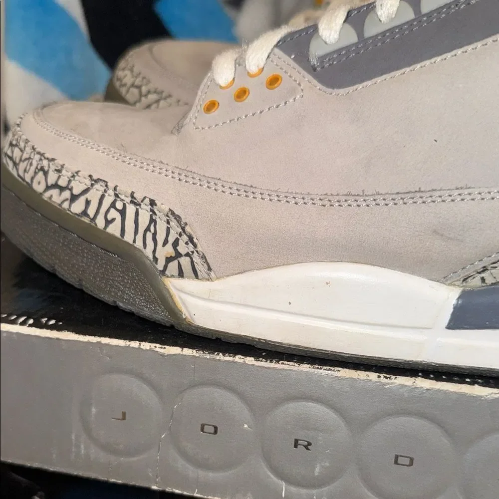 Air Jordan 3 Cool Gray Sneakers White - Picture 3 of 16